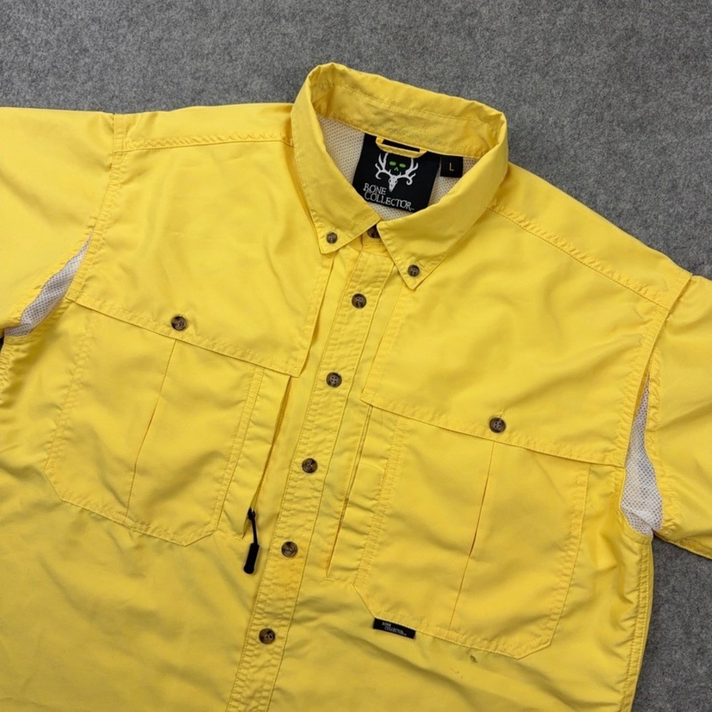 Bone Collector Shirt Men Large Yellow Short Sleeve Vented Fishing Hiking Outdoor